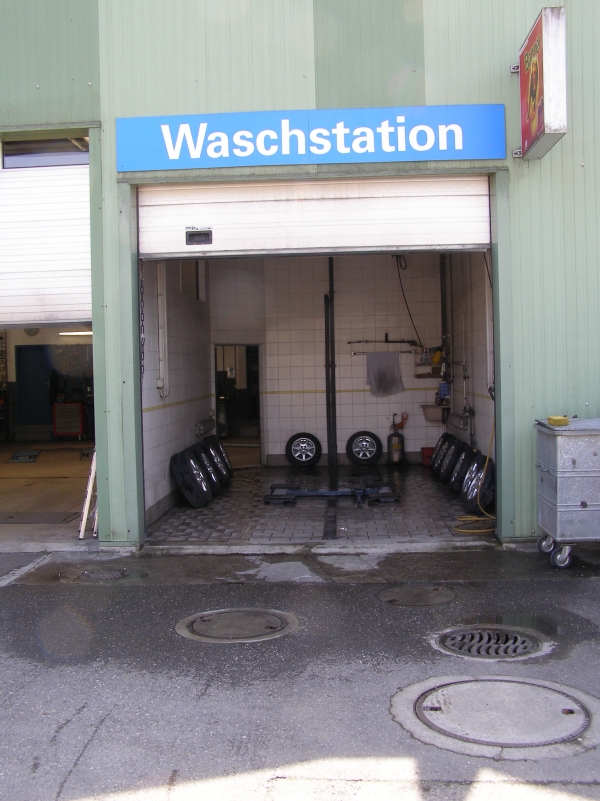 Waschstation bei Hack Autotreff AG